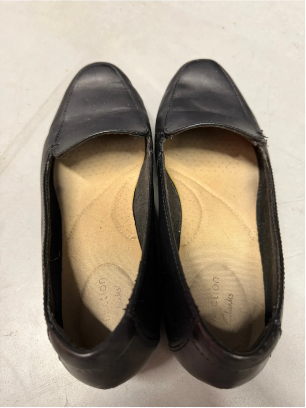 Clarks Black Leather Loafers Size 7